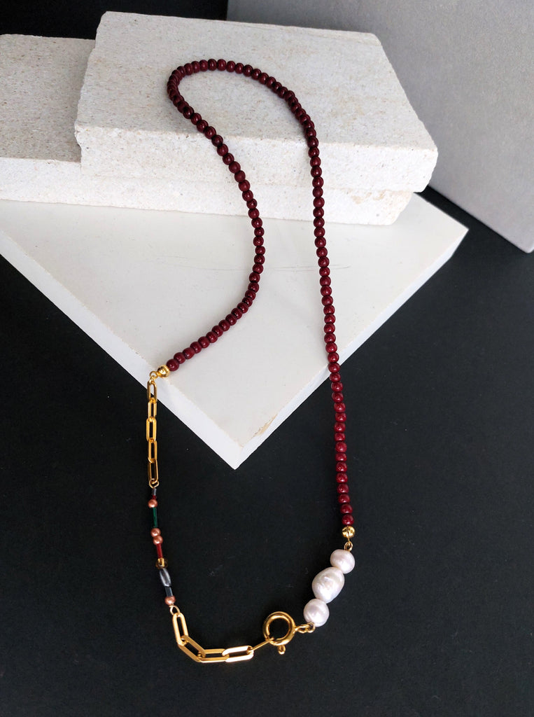 Πολύχρωμο Κολιέ Bordeaux Ασήμι 925 Επίχρυσο μπορντώ πέτρες χαολίτη και μαργαριτάρια