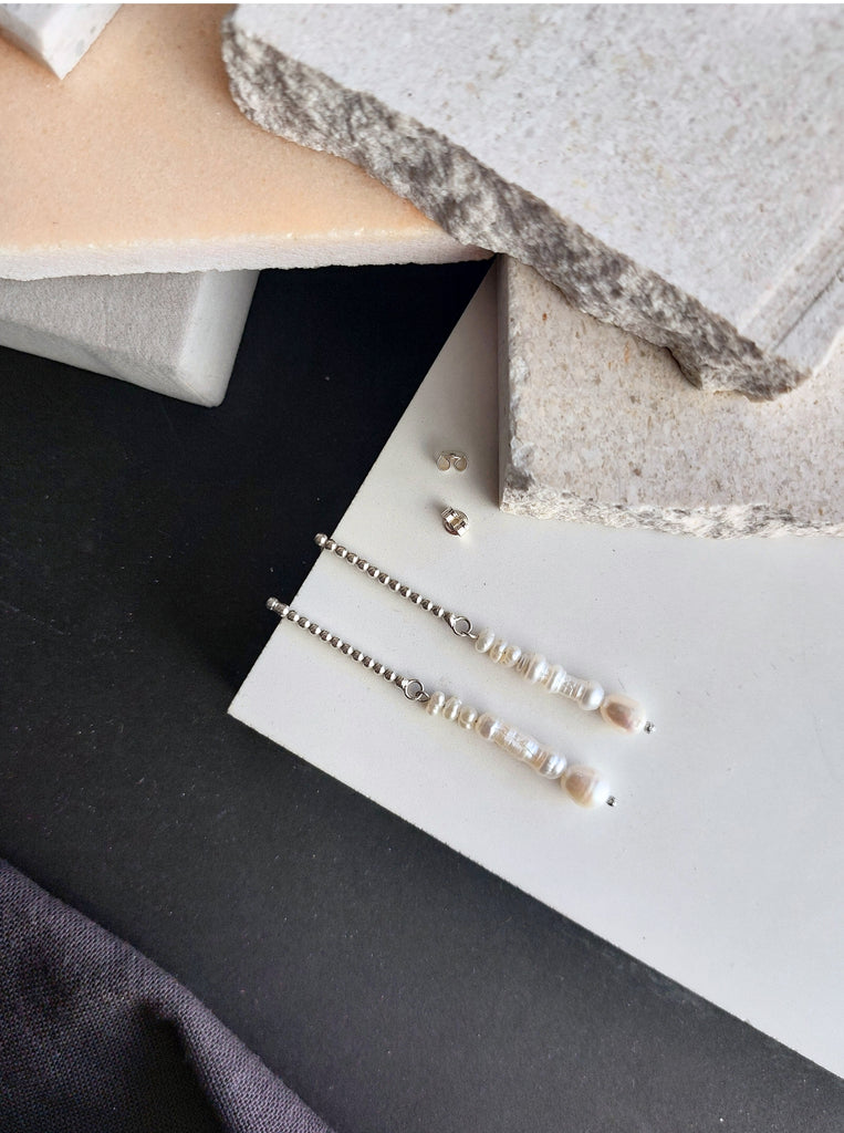 Σκουλαρίκια Μακριά Inéz Ασήμι 925 με Μαργαριτάρια