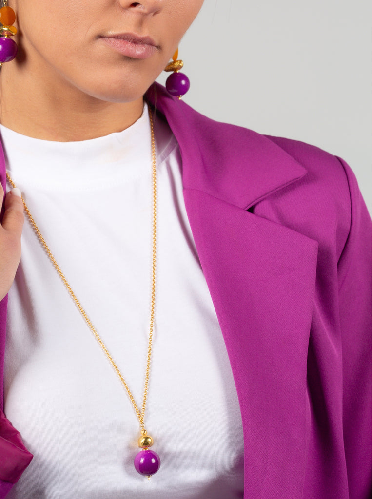 Μακρύ κολιέ αλυσίδα Scarlett Ασήμι 925 επίχρυσο 24κ μοβ νεφρίτης και φυσικό κοχύλι επιχρυσωμένο.