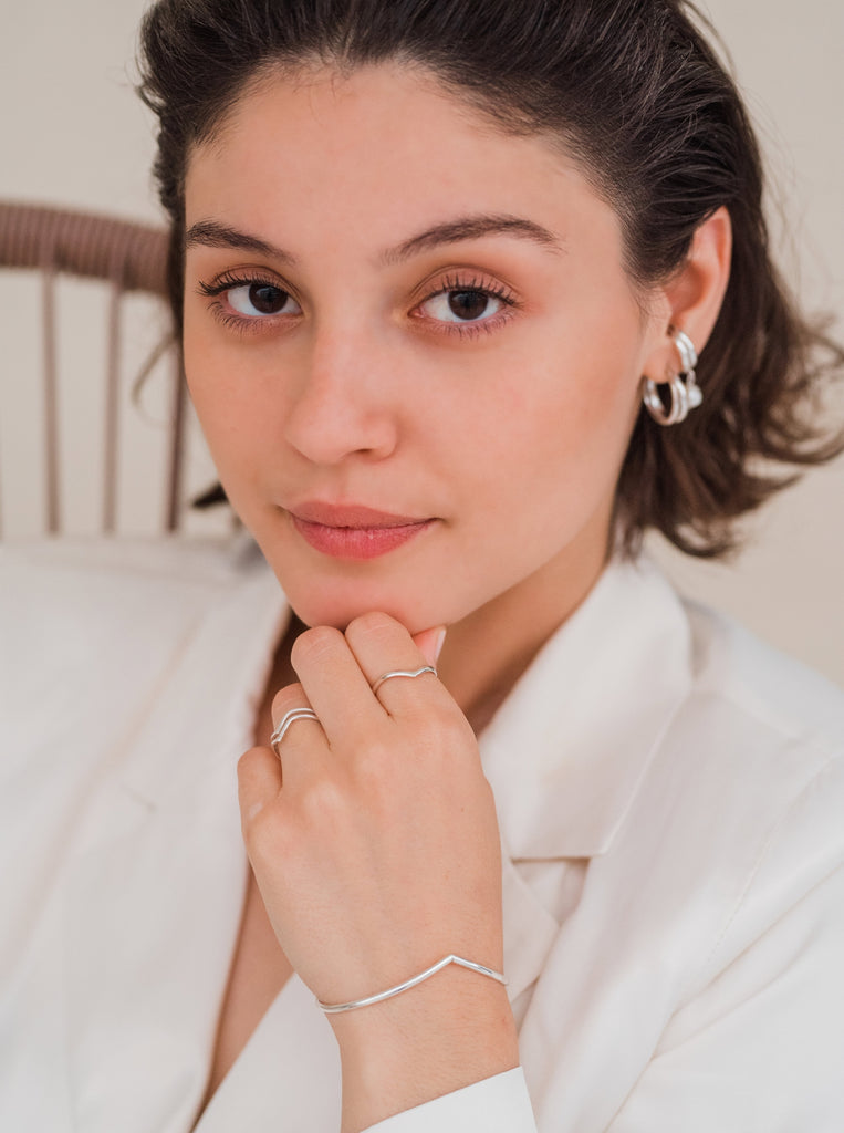 V Δαχτυλίδι Ασήμι 925 